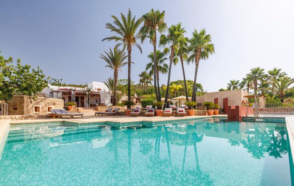 Can Lluc Boutique Country Hotel &  Villas