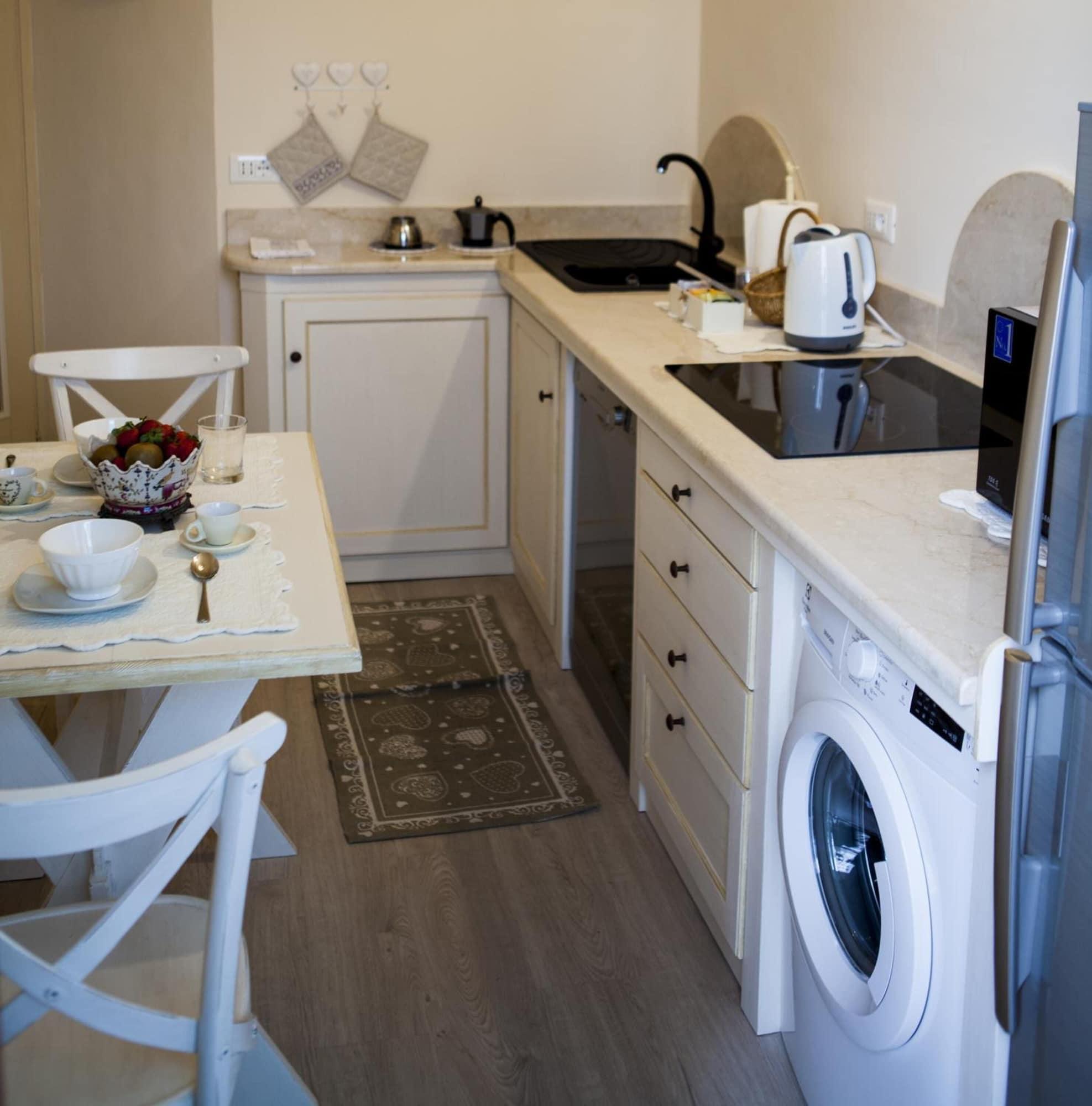 Equipamiento de Habitación Casa Camilla City