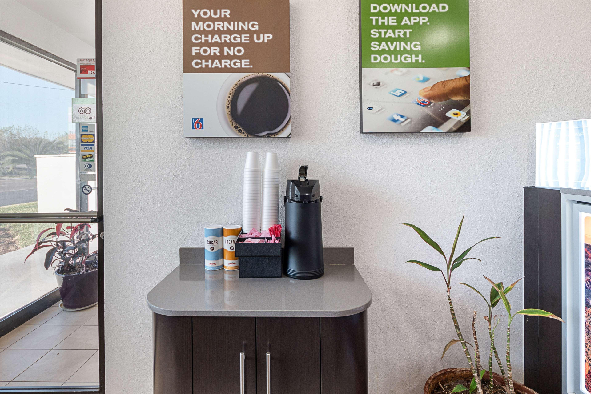 Bar/Salón Motel 6 Mcallen, TX