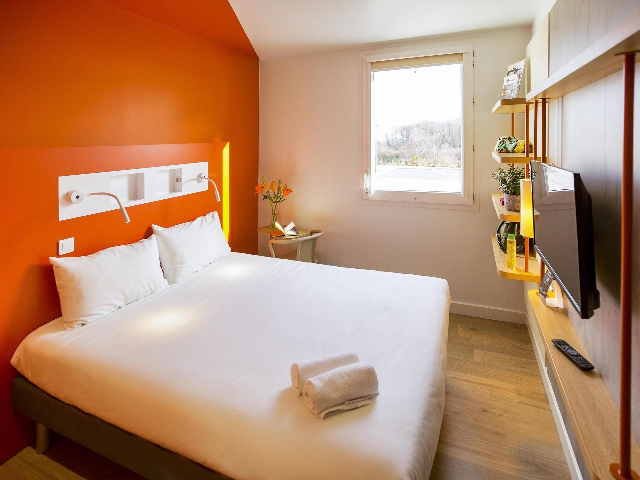 Varios ibis budget Dieppe Centre Port