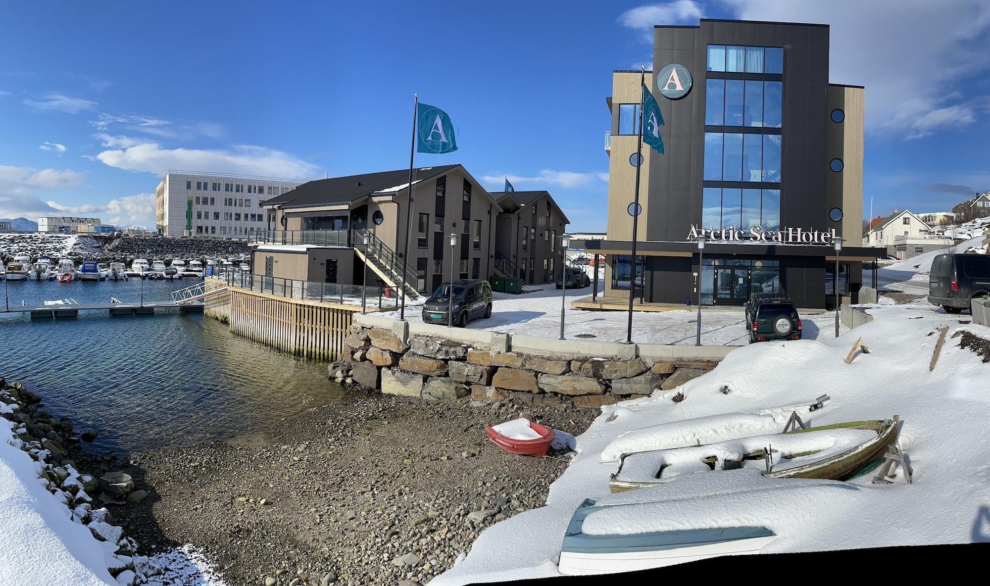 Vista Exterior Arctic Sea Hotel