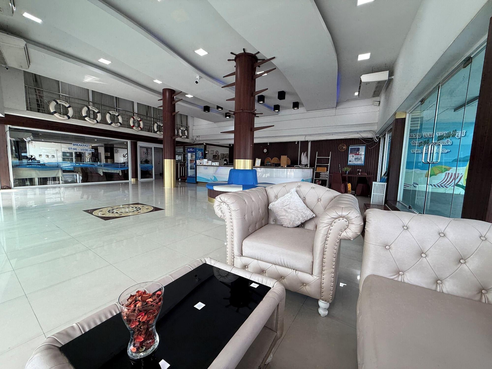 Vista Lobby Bed by Cruise at Samakkhi-Tivanont