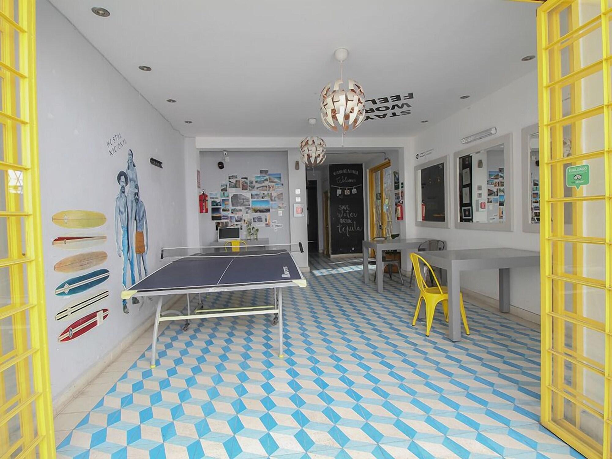 Varios Hostal Nacional By Rotamundos - Hostel
