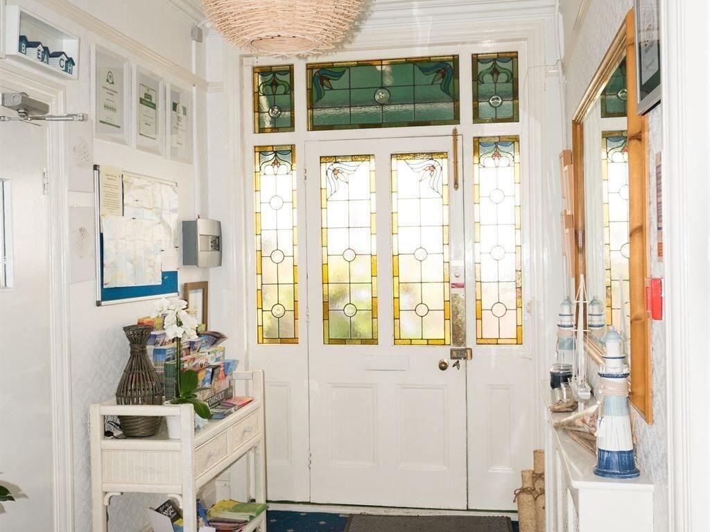 Vista Lobby Southern Breeze Lodge