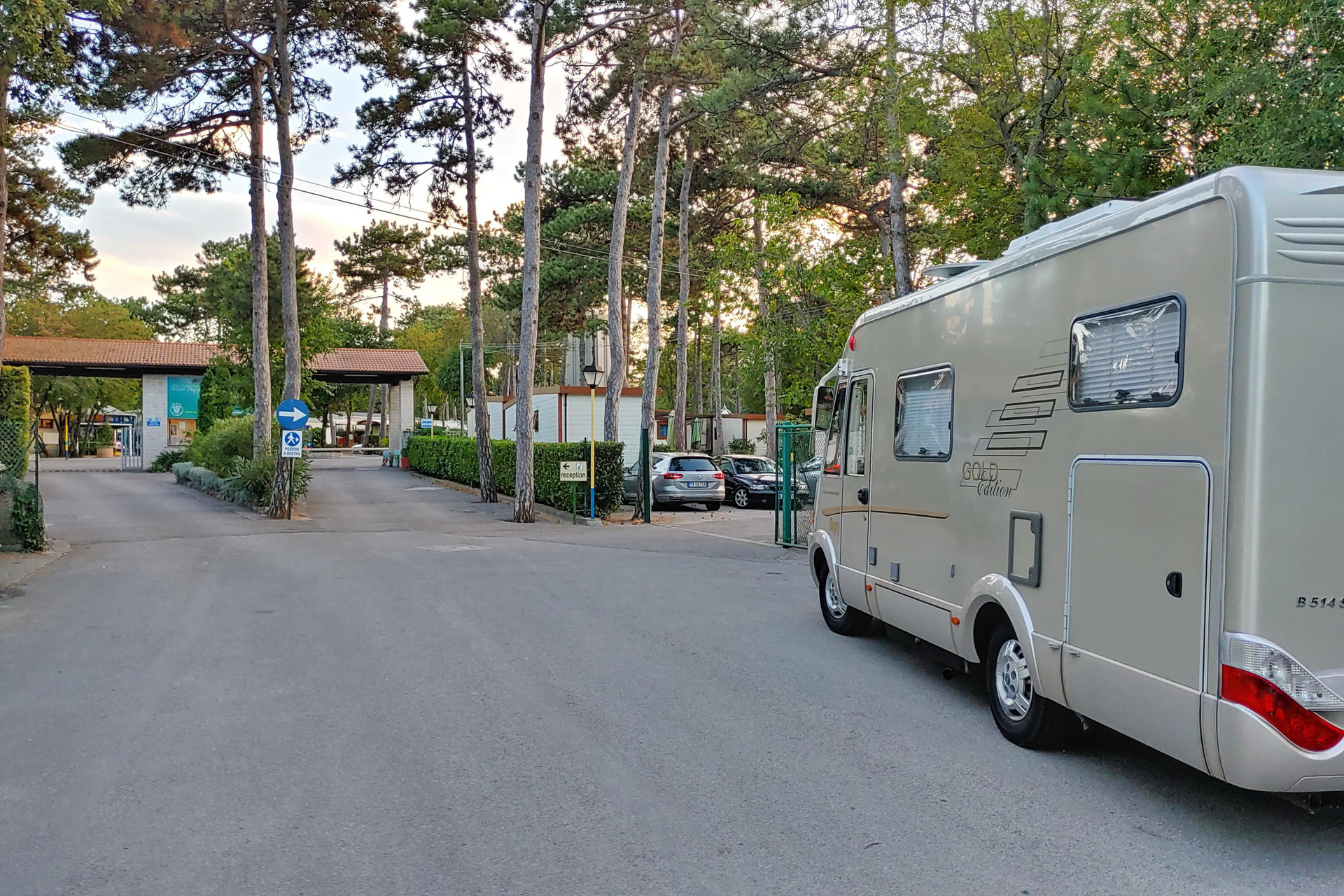 Vista Lobby Camping Mare Pineta