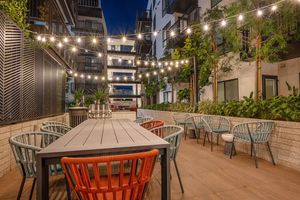 Alquiler Vacacional - Modern London Style in Mid-hollywood Free Parking