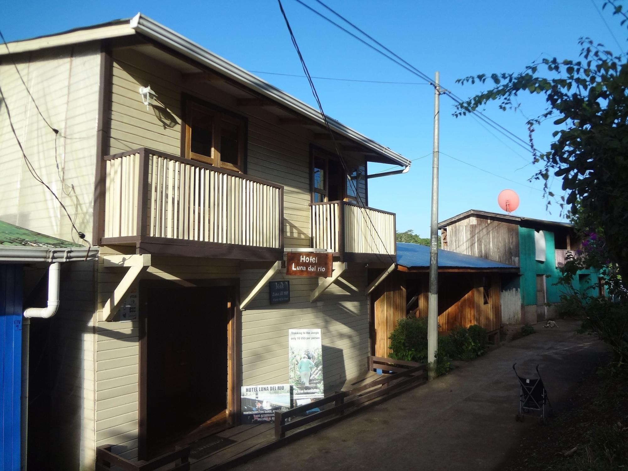 Vista Exterior Hotel Luna Del Rio