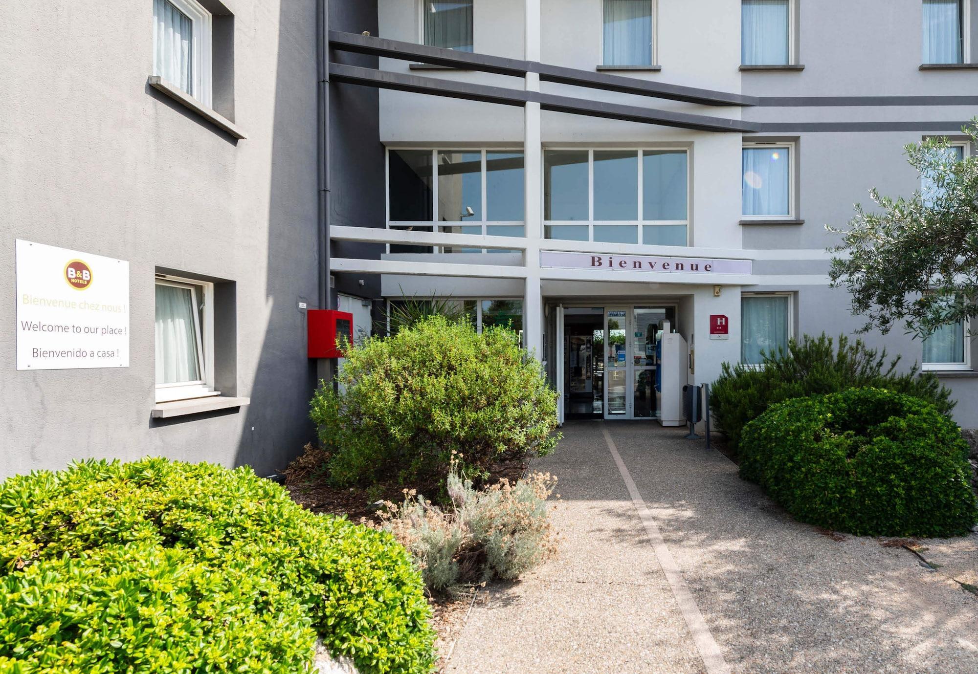 Vista Exterior B&B HOTEL Montauban