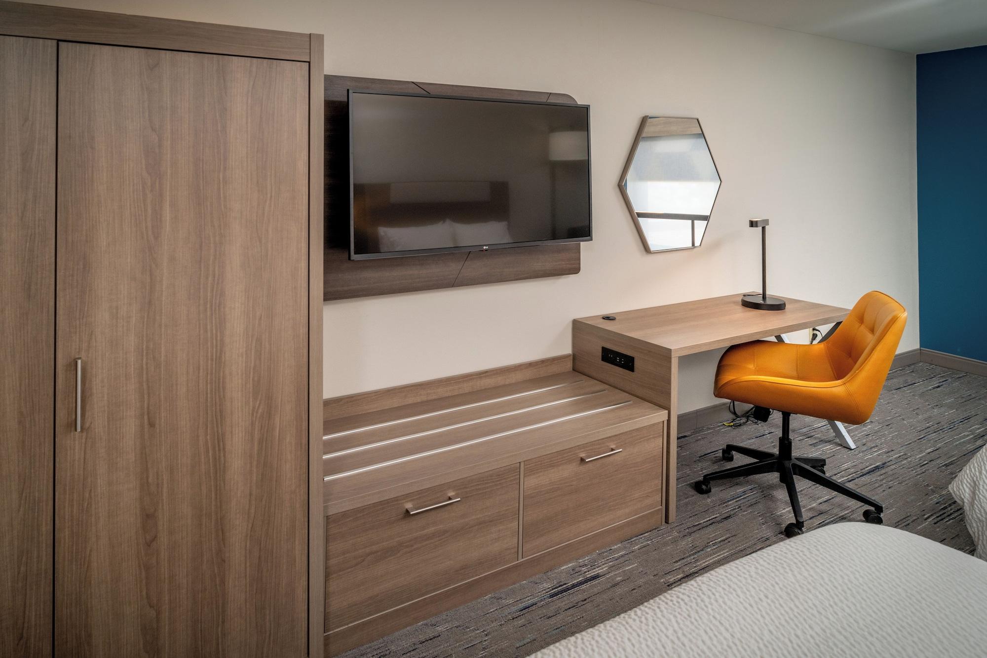 Habitación Holiday Inn Express and Suites Fairmont by IHG