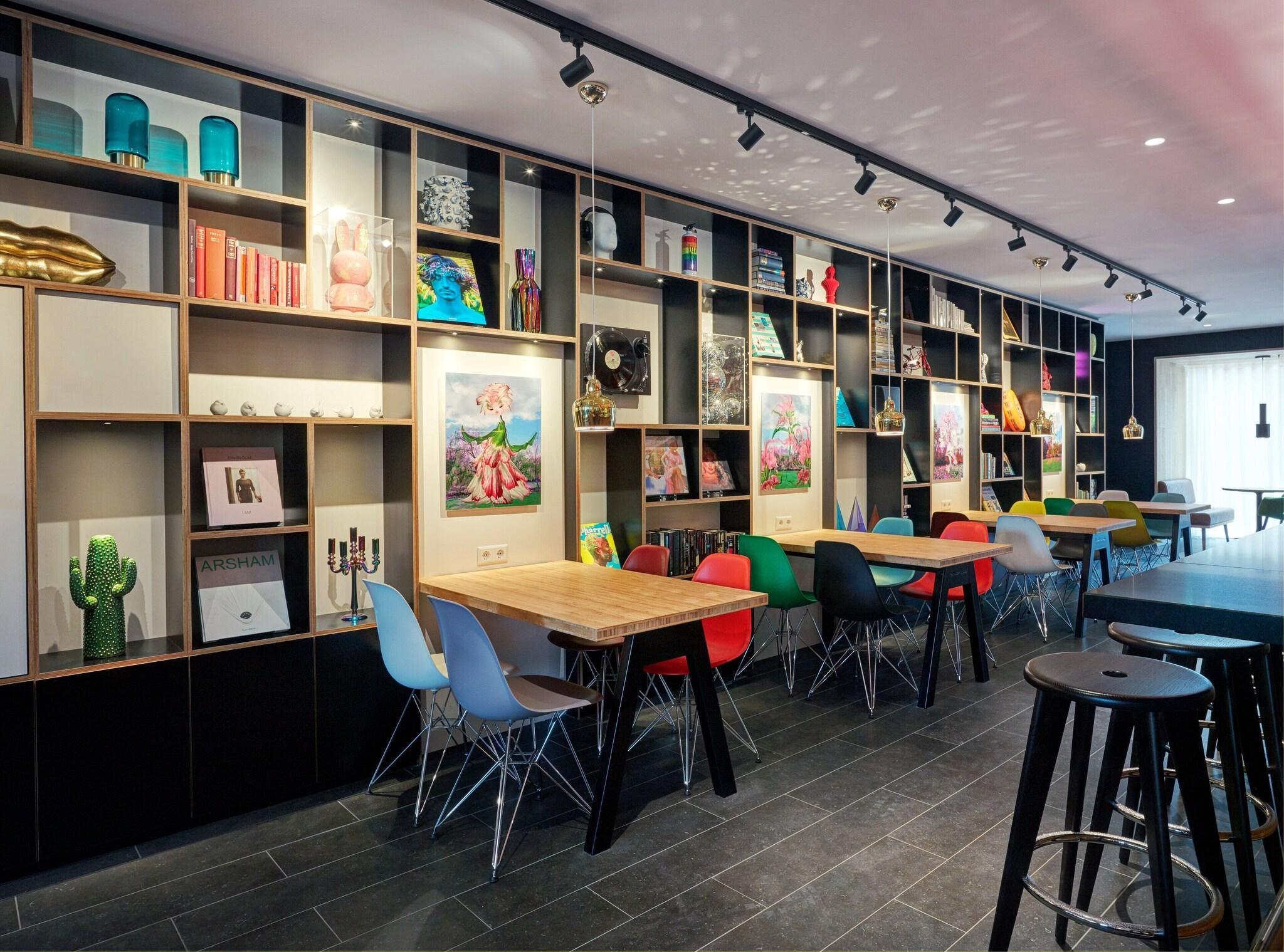 Vista Lobby citizenM Amstel Amsterdam