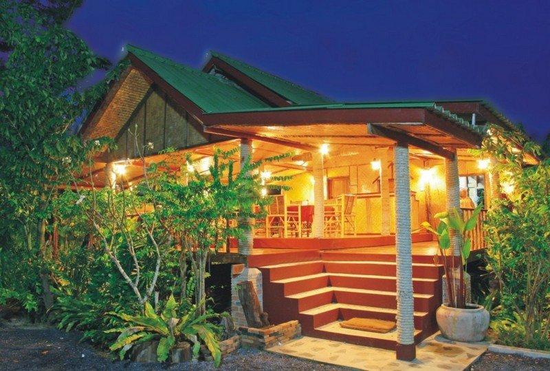 Restaurant Baan Po Ngam Resort