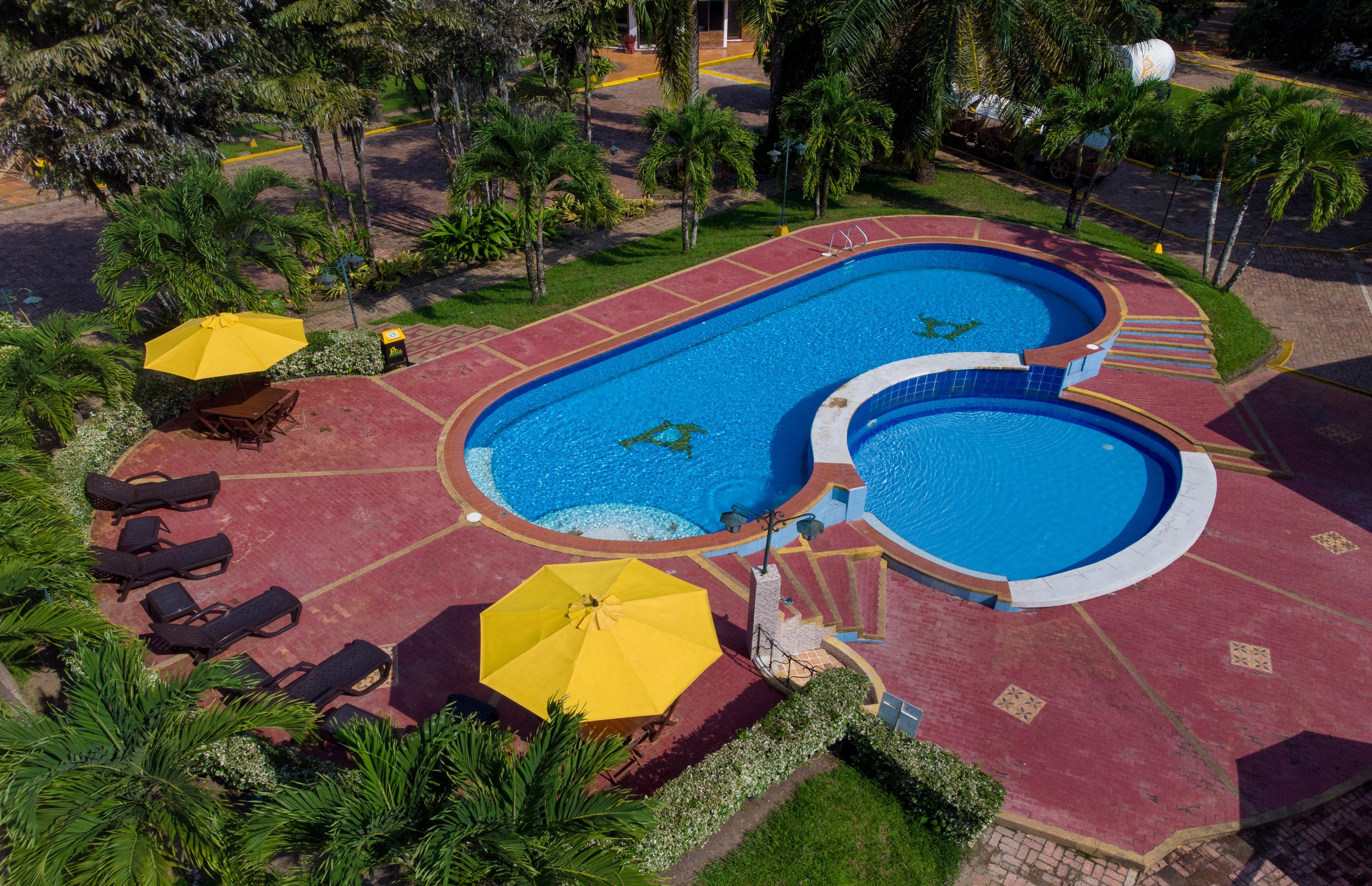 Vista Piscina Hotel Campestre La Potra