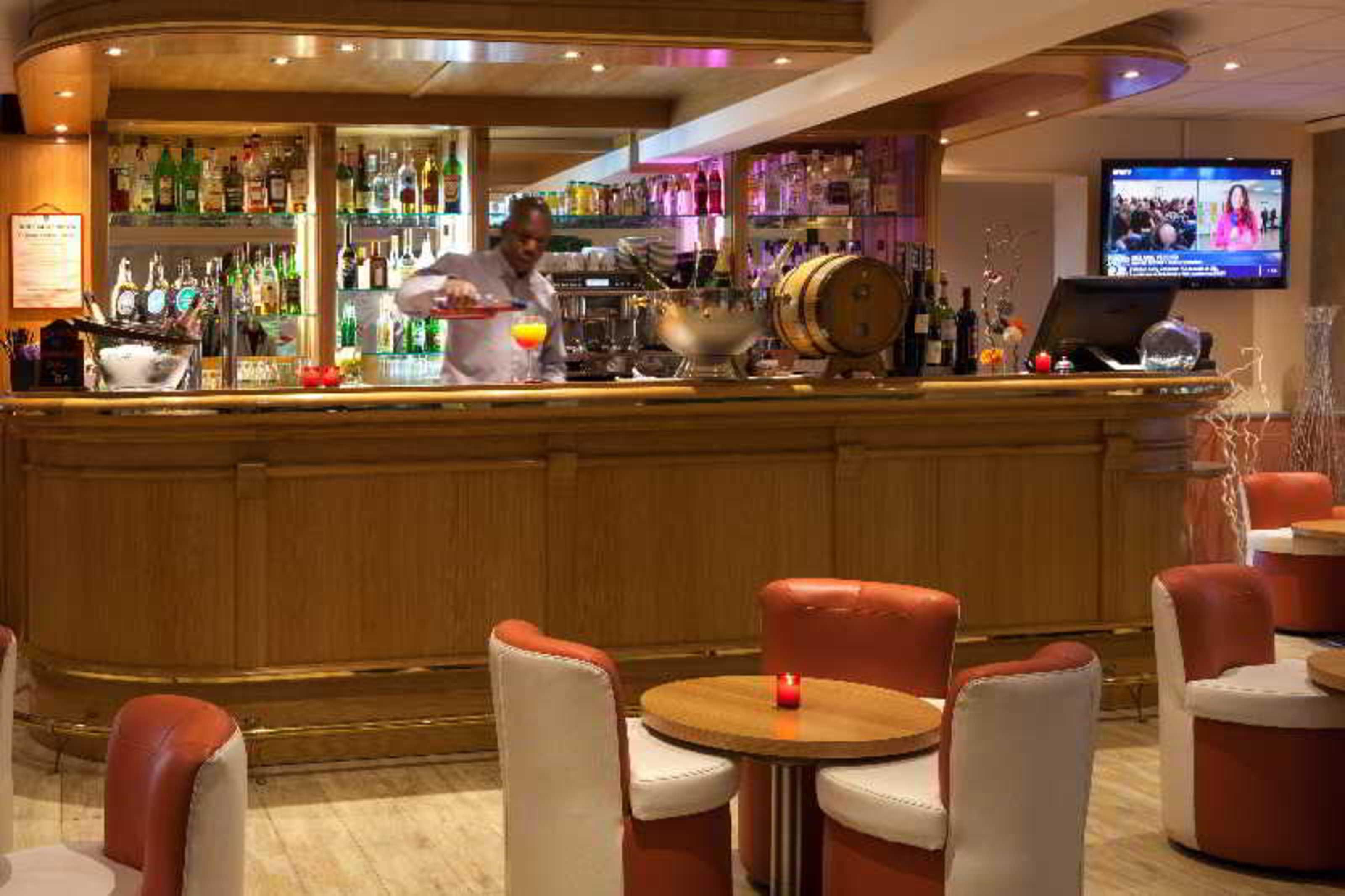 Bar/Salón Geographotel Paris - Roissy CDG Airport