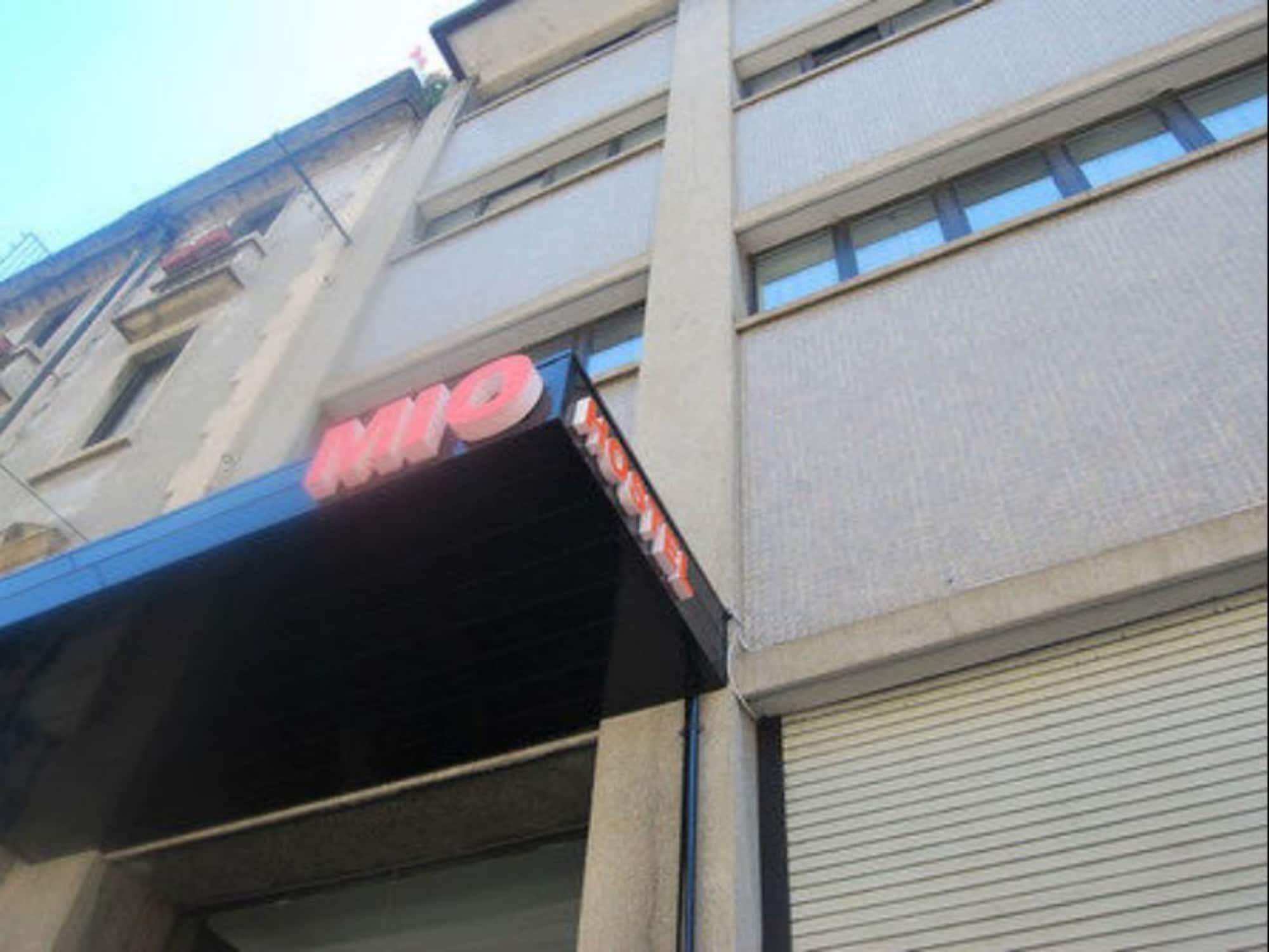 Vista Exterior Mio Hostel