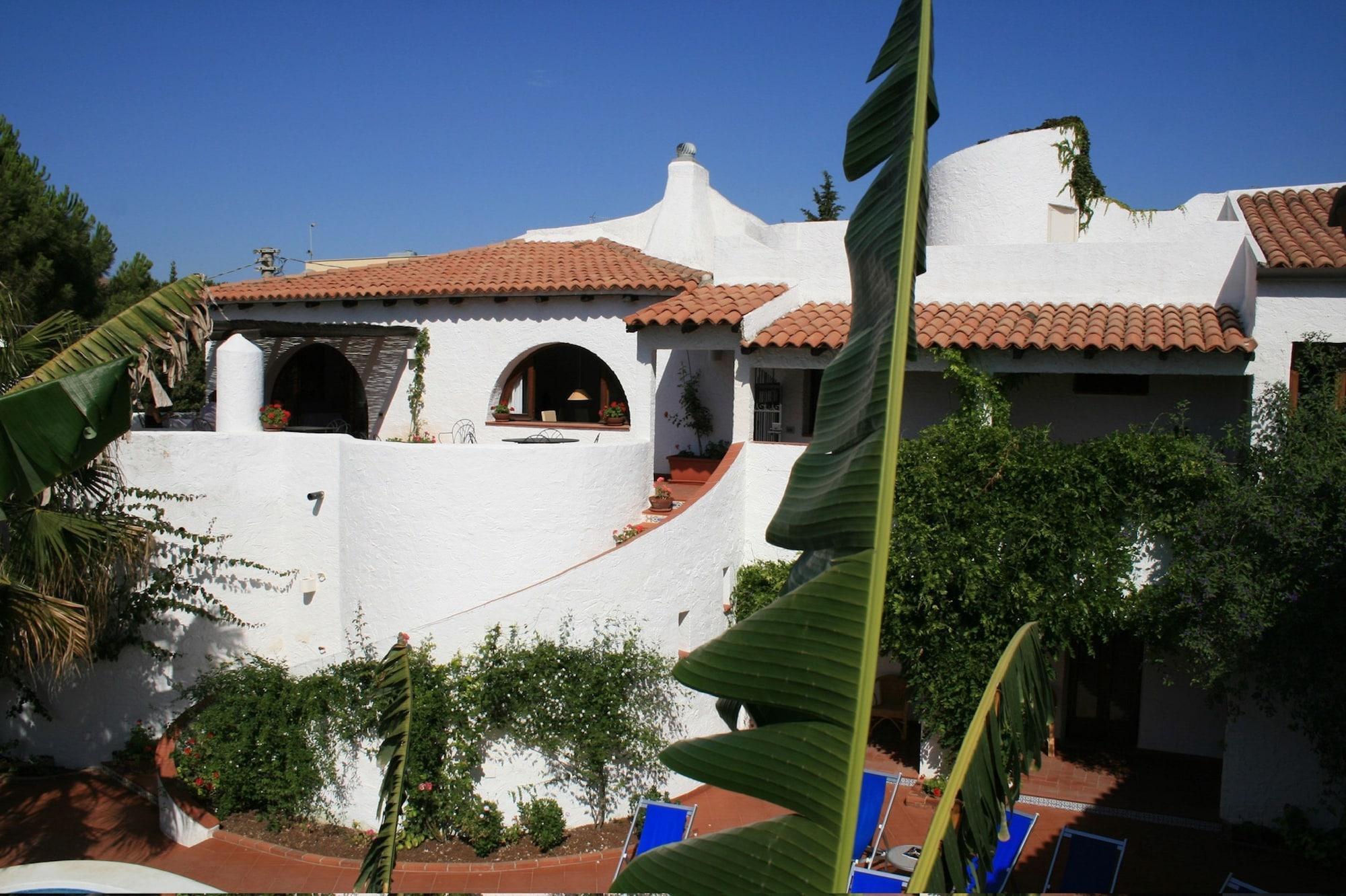 Vista Exterior Villa Mediterranea