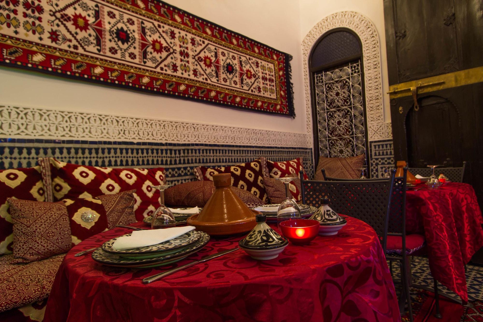 Vista Lobby Riad Taha