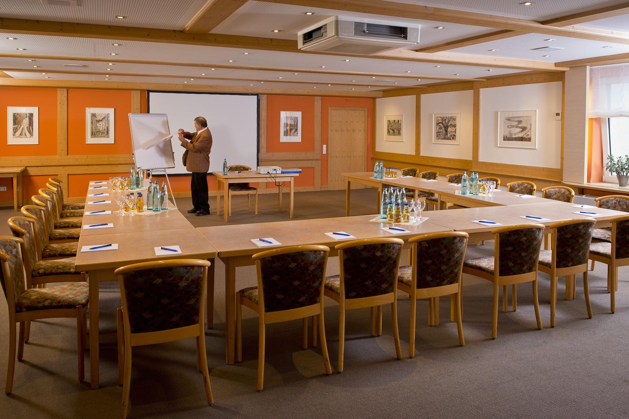 Sala de Reuniones TIPTOP Hotel Hirt
