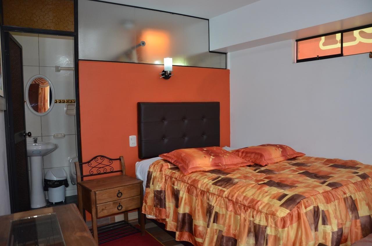 Habitación Hotel El Eden de Adan y Eva