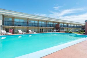 Alojamiento - Days Inn by Wyndham Frankfort