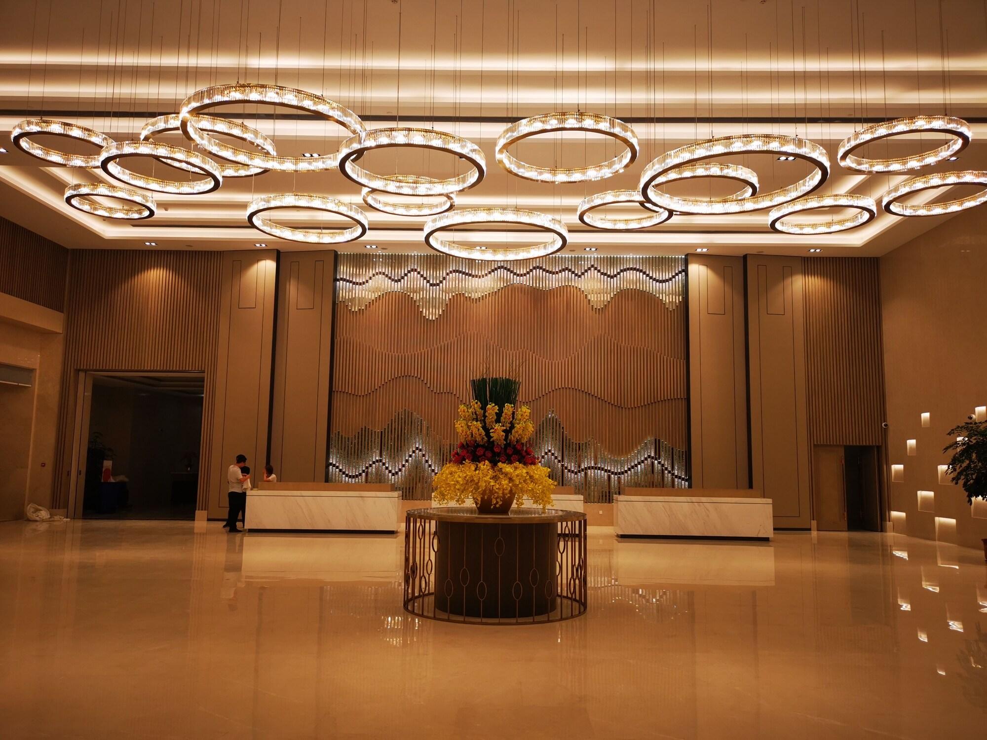 Vista Lobby Holiday Inn Jiashan by IHG