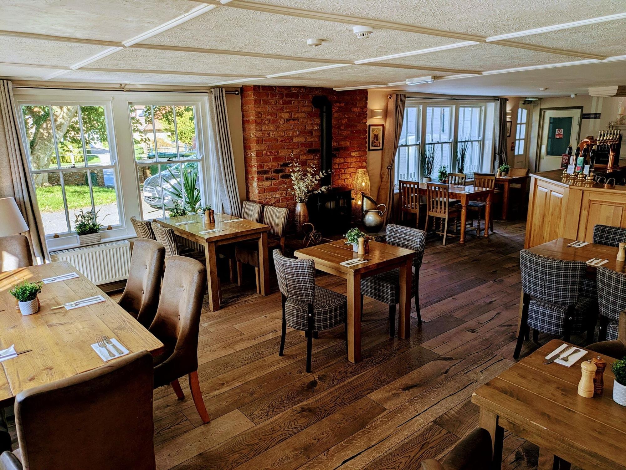 Restaurant The Ship Inn