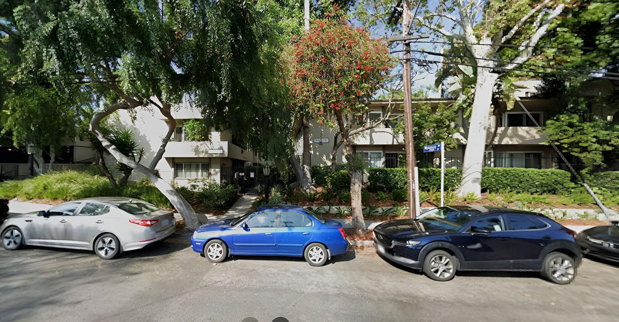 Vista Exterior Santa Monica Executive Suites