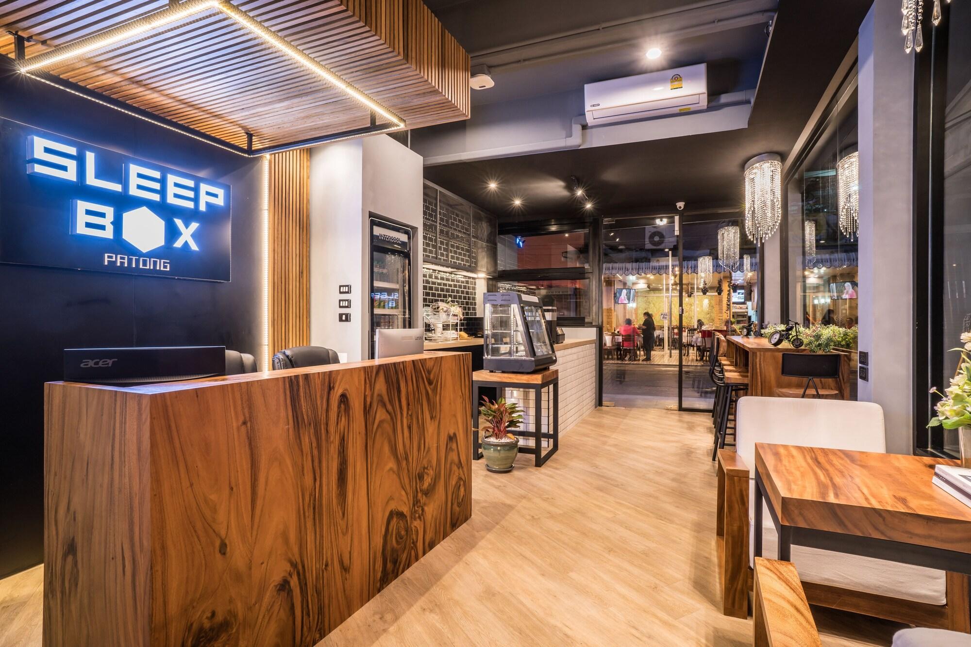 Vista Lobby Sleep Box Patong - Hostel