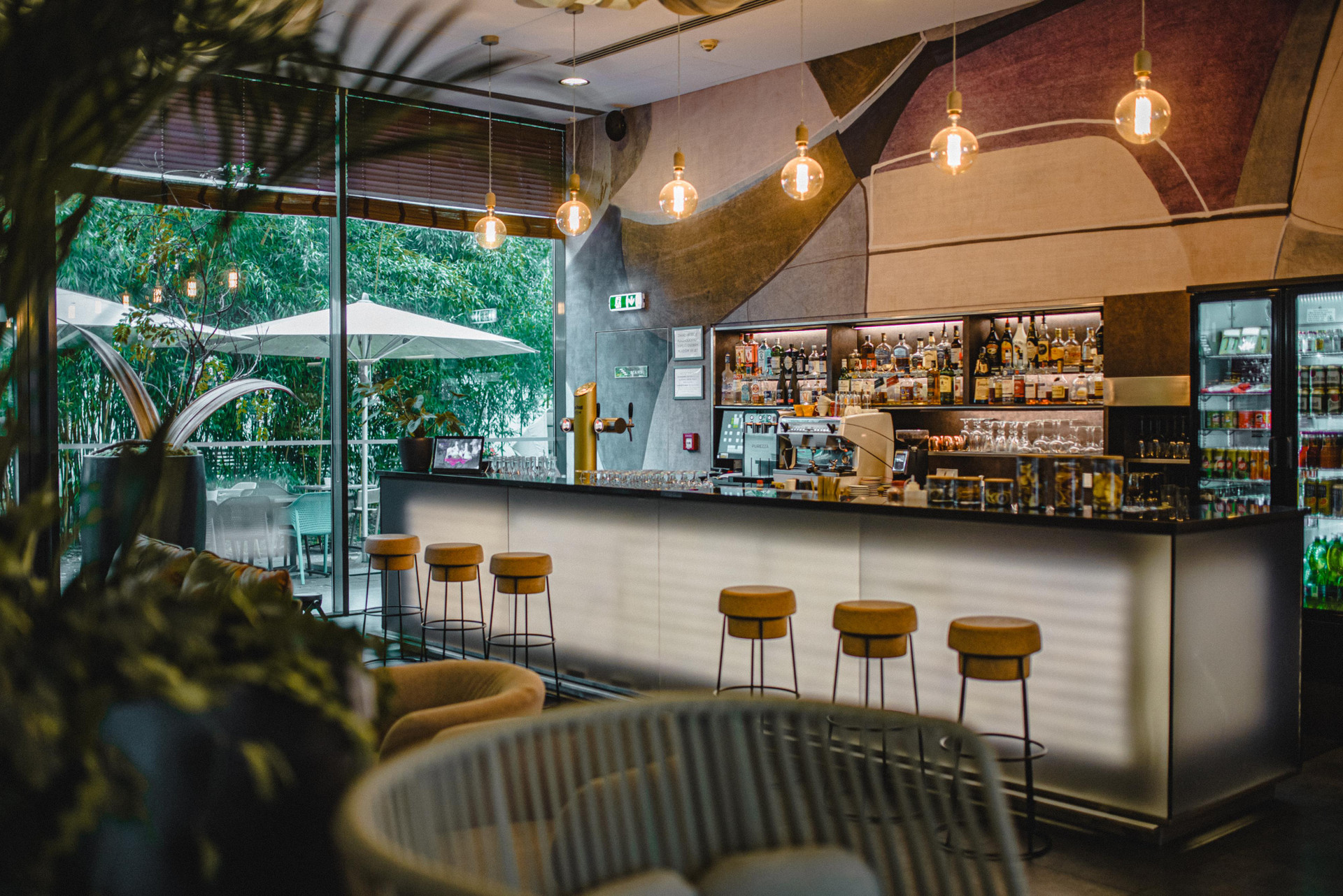 Bar/Salón OREA Hotel Angelo Praha