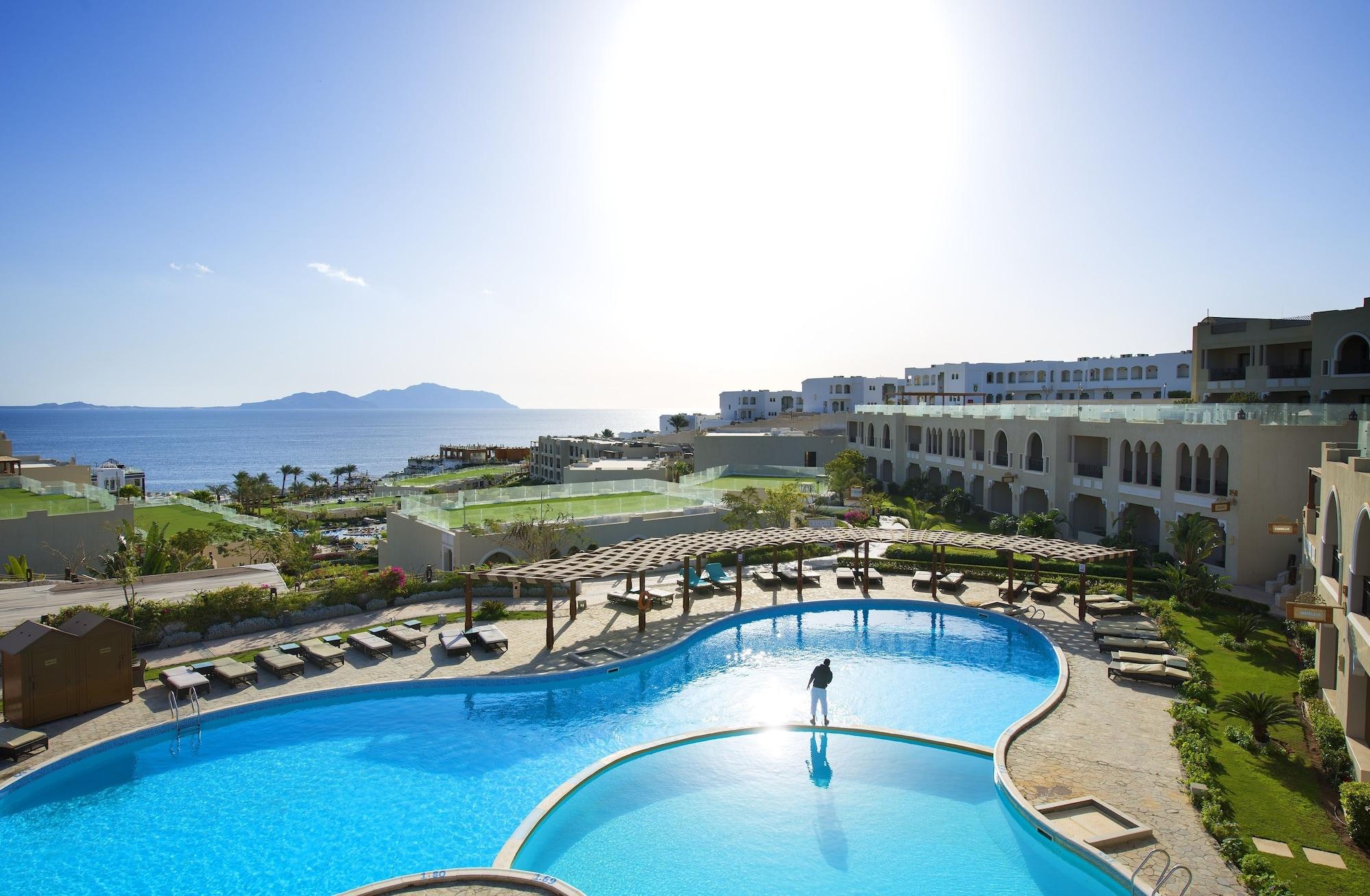 Vista Piscina SUNRISE Arabian Beach Resort