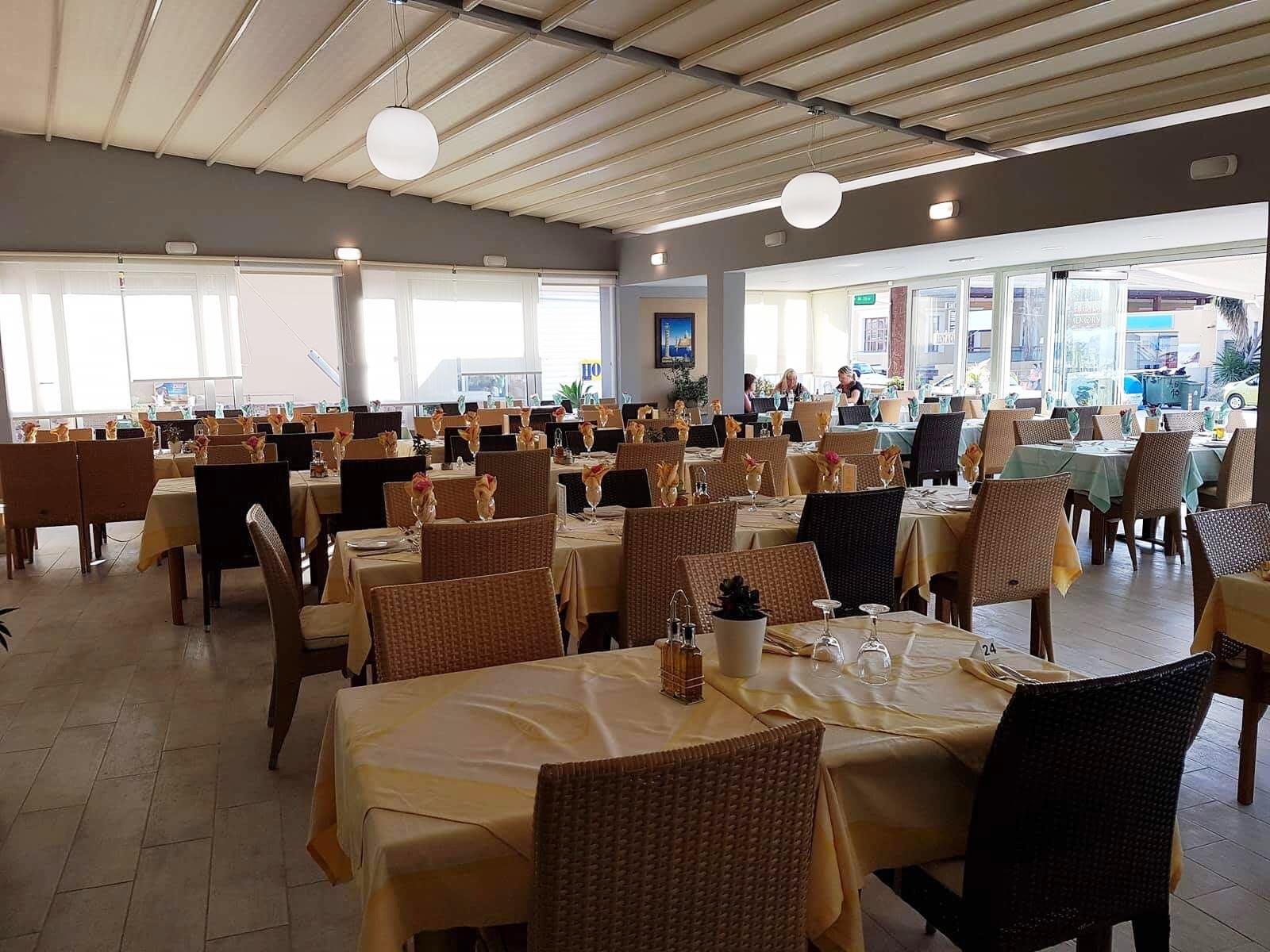 Restaurant Caravel Apartment Hotel