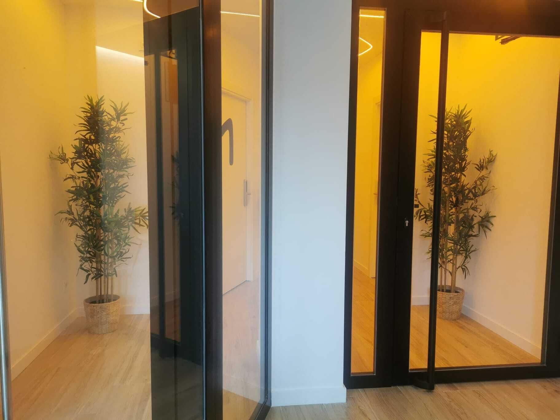 Vista Lobby Bilbao rooms & kitchen Santutxu