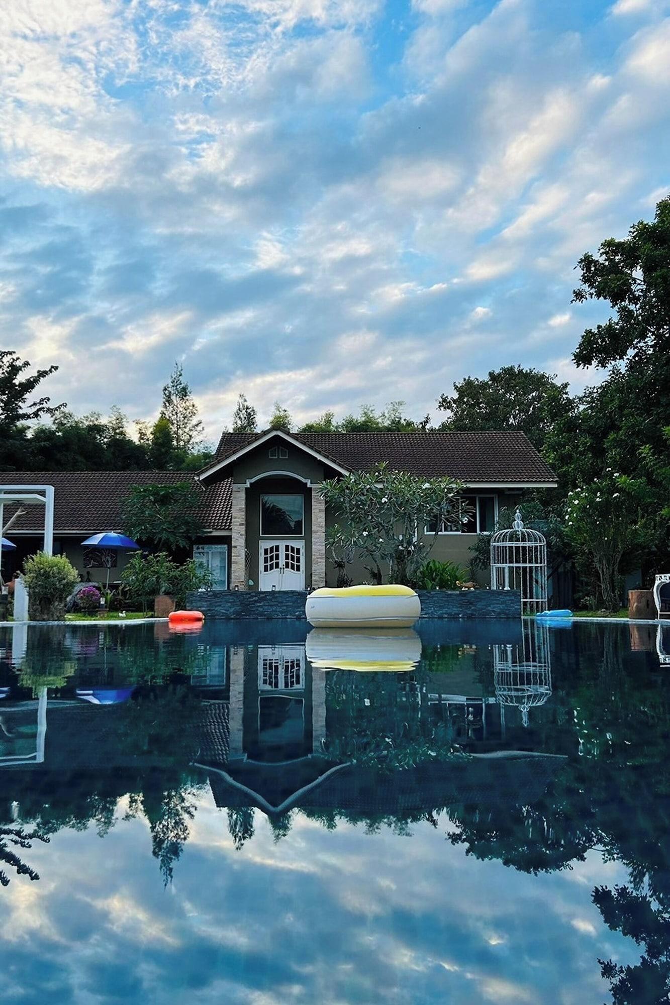 Varios Thai Good Arts Resort