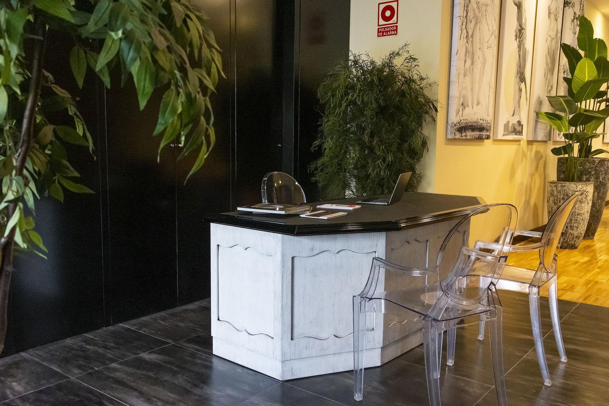 Vista Lobby Hotel AR Isabel de Farnesio