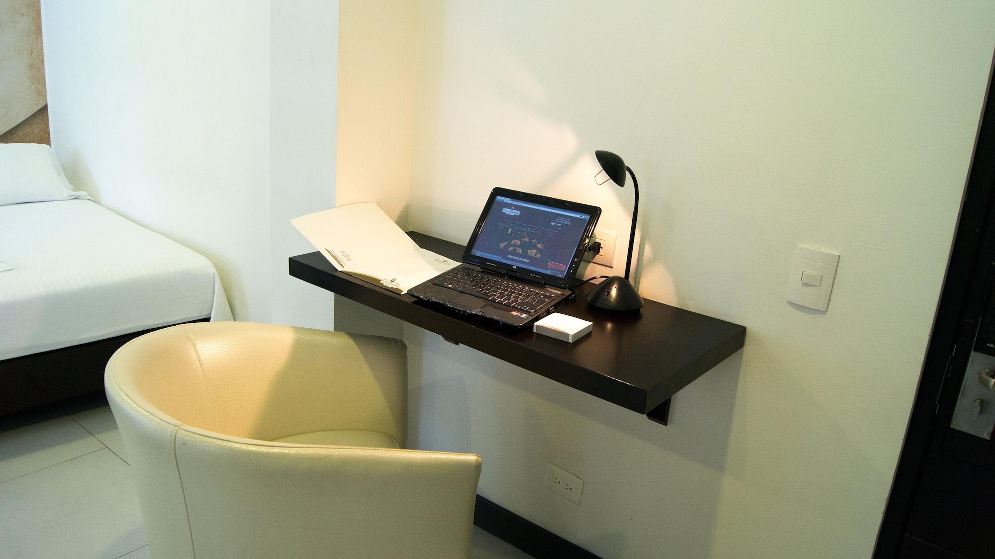 Set de Habitación Hotel Puerta de San Antonio