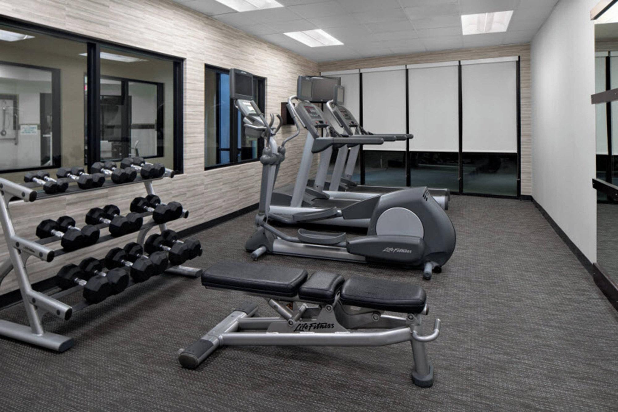 Gimnasio Courtyard by Marriott Raleigh North/Triangle Town Center