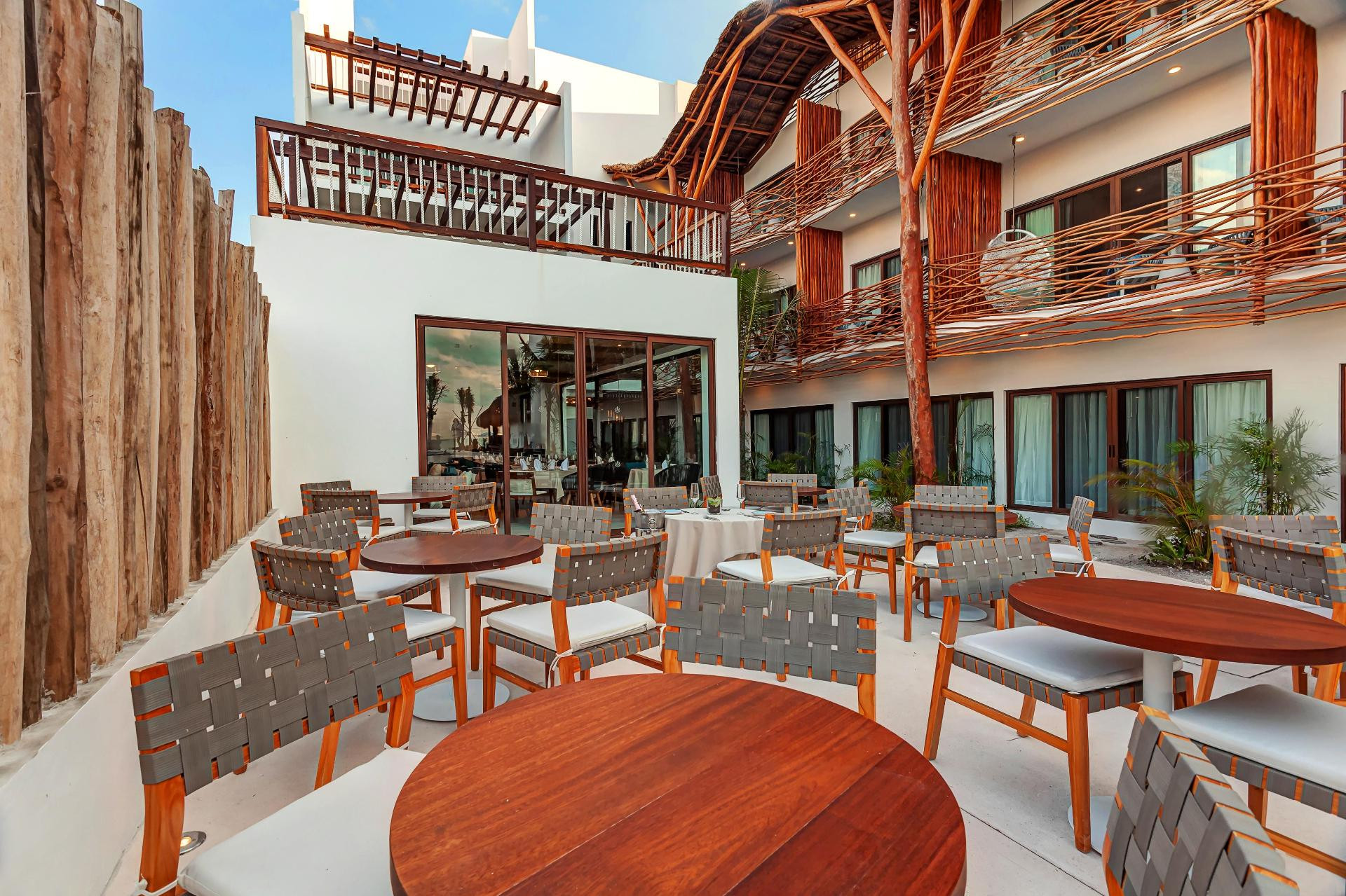 Restaurant Mystique Holbox by Royalton, A Tribute Portfolio Resort