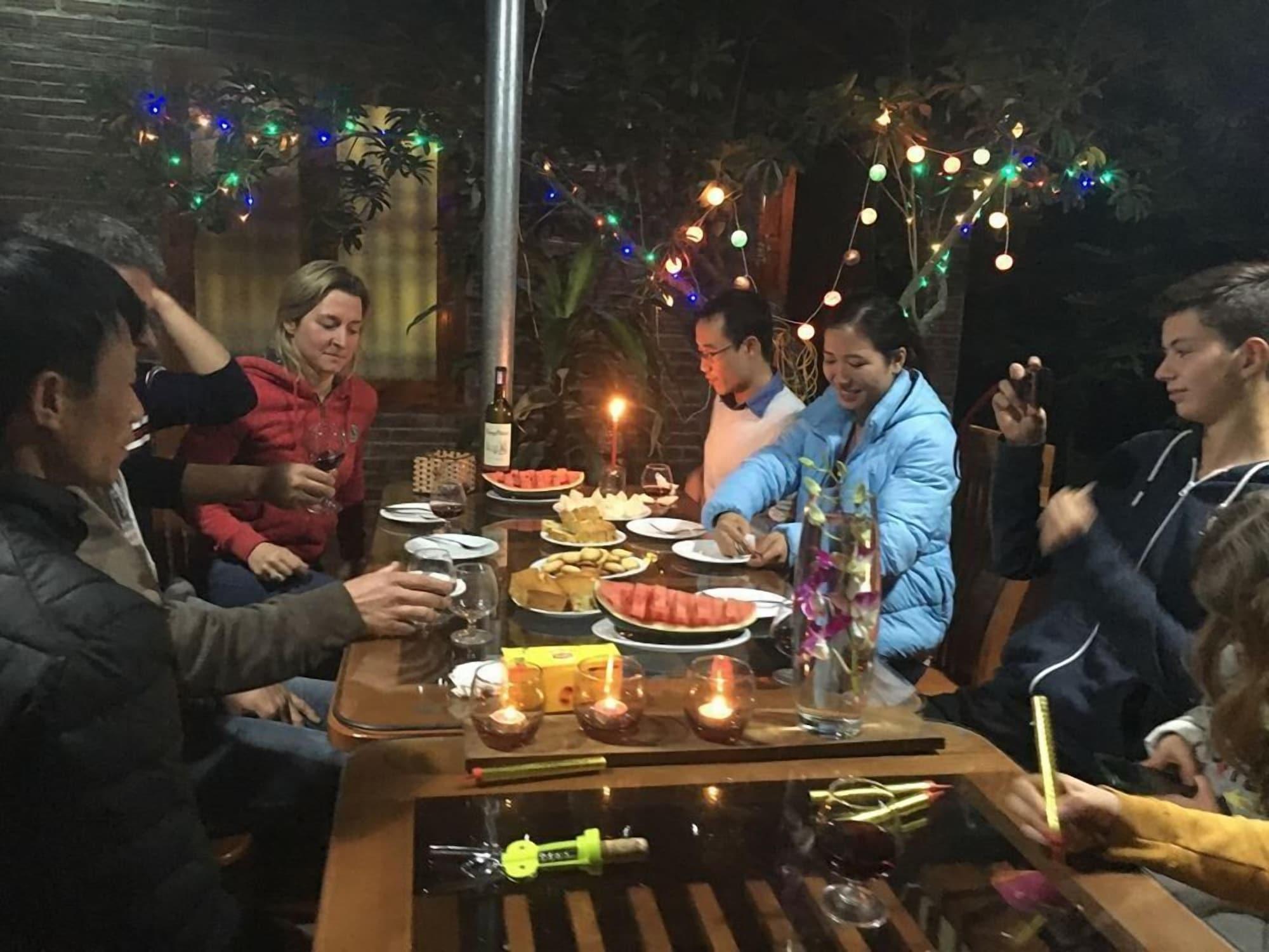 Restaurant Van Long Family Homestay