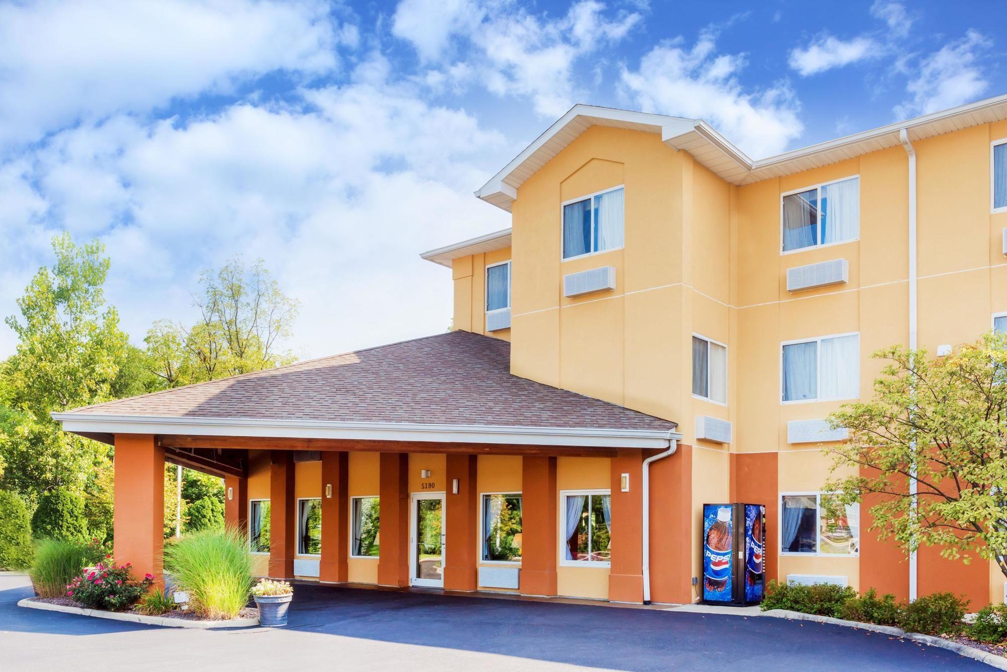 Varios College Inn