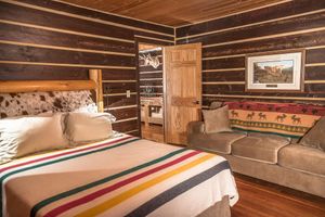 Alquiler Vacacional - The Trapper Creek Guest House - Shell, Wy, at the foot of Big Horn Mountains.