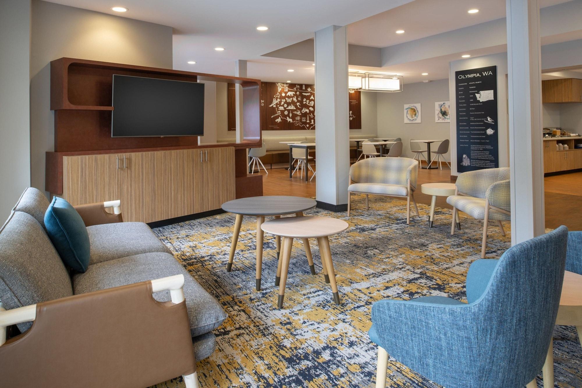Vista Lobby TownePlace Suites Olympia