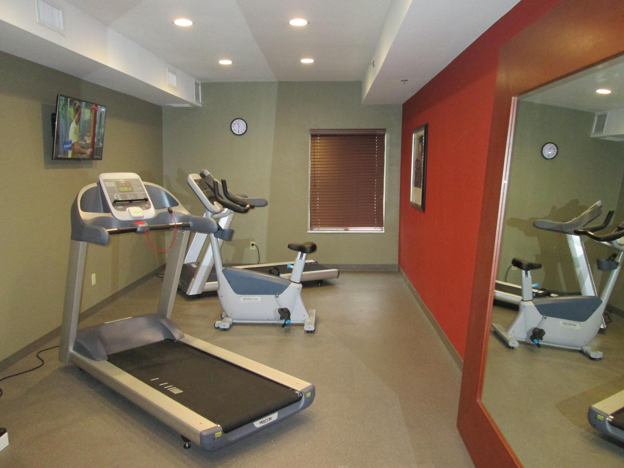 Gimnasio Holiday Inn Express Cloverdale - (Greencastle) by IHG