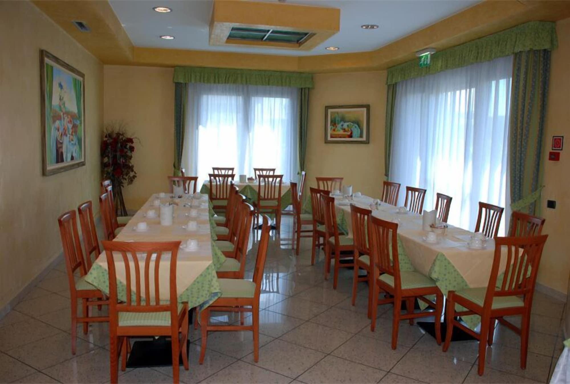 Restaurant Point Hotel Conselve