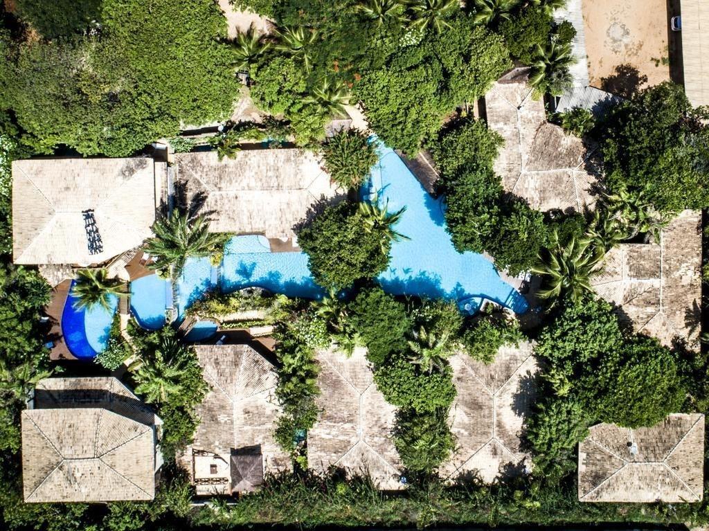 Vista Exterior Resort Sombra e Água Fresca