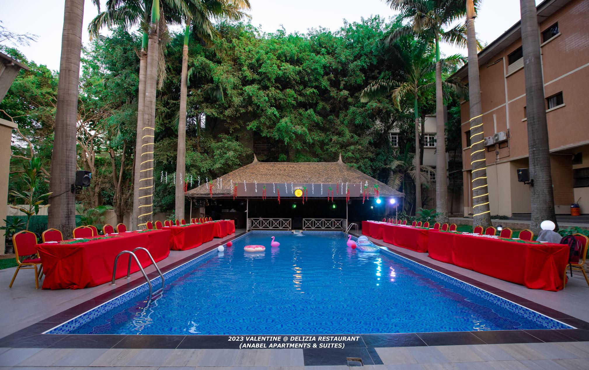 Bar/Salón Anabel Apartments And Suites