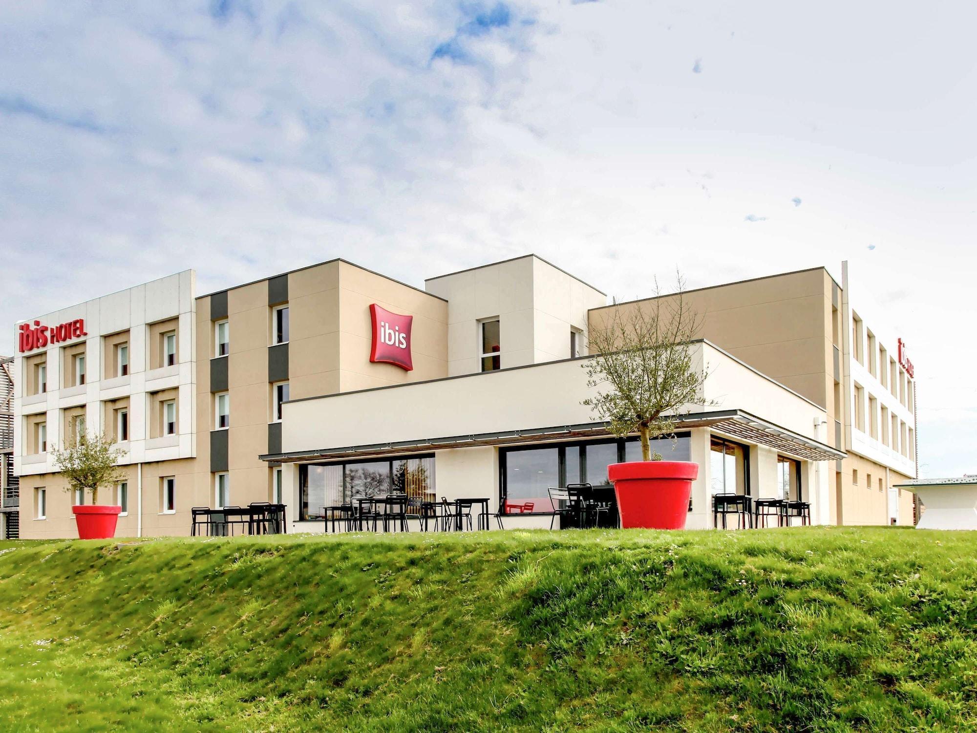 Vista Exterior Ibis Les Herbiers