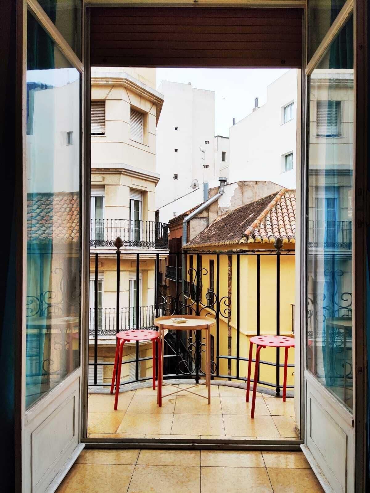 Varios República Málaga