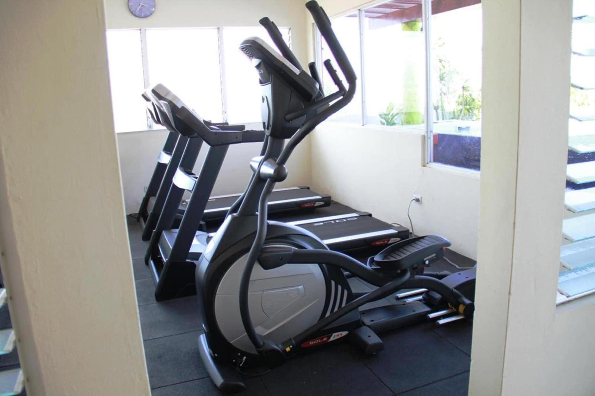 Gimnasio Hotel California Panama