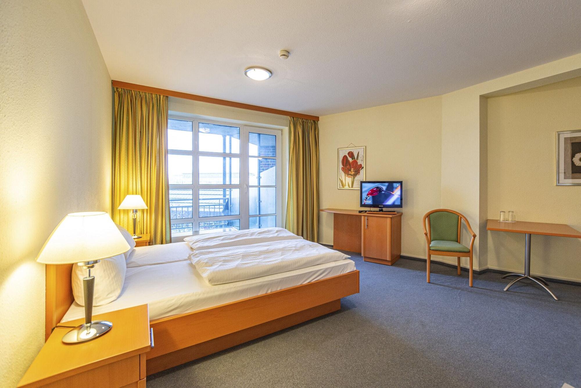 Comodidades del Alojamiento Hotel Rostock West im Kritzmow Park