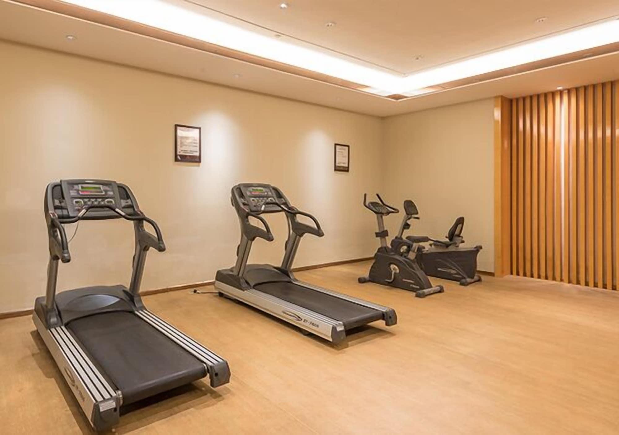 Gimnasio Luan Suntone Plaza Hotel