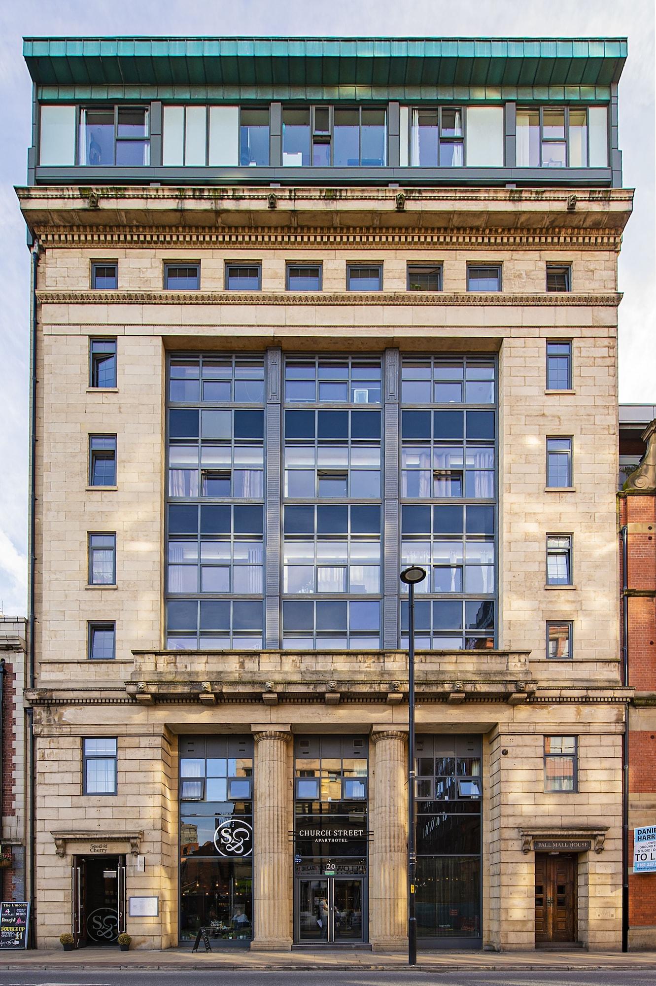 Vista Exterior Church Street by Supercity Aparthotels